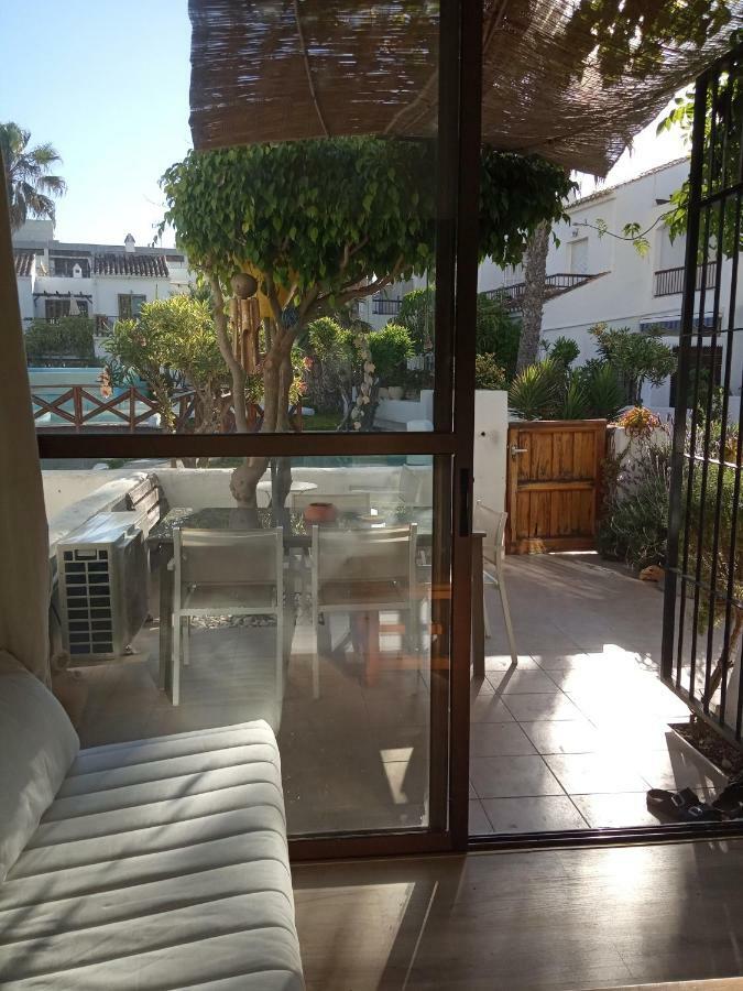 Villa Lagos A 25 Metros Del Mar 로쿠타스드마르 외부 사진